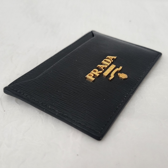 Auth Prada Card/Coin holder - Picture 7 of 11